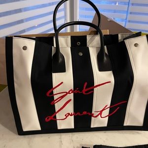 Sold ✅ Saint Laurent Noe shopping tote